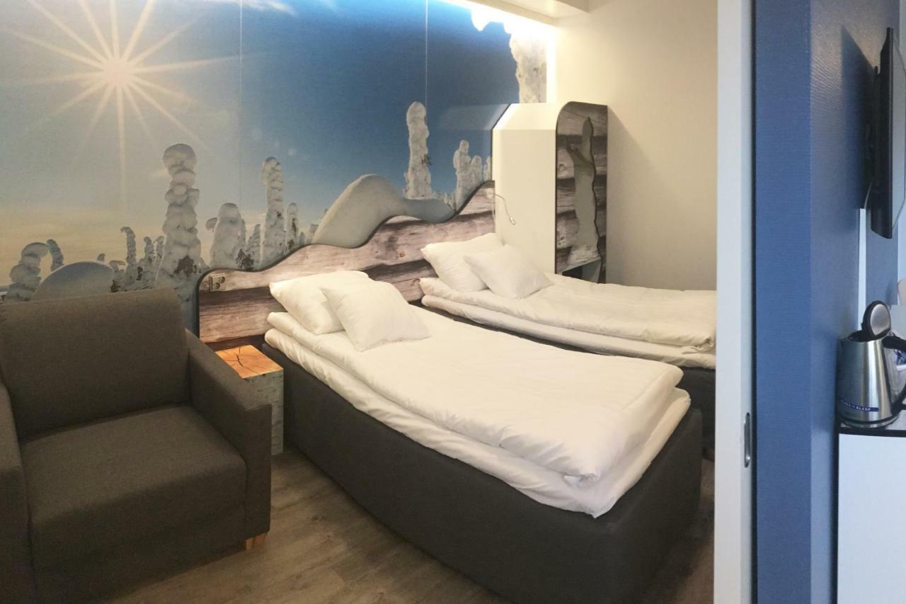 Hotelli Uninen 罗威萨 外观 照片